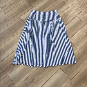 Old Navy Chambray Blue Stripe Dropped-Waist Midi Skirt Size M